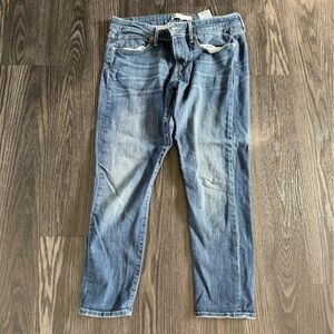 🍍LEVI JEANS SZ 12🍍26” inseam🍍1% elastane🍍